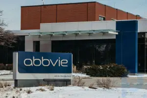 Les actions d'AbbVie chutent alors que la société met en garde contre la baisse continue des ventes d'Humira