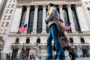 Новости рынков, 16 апреля 2024 г:: UnitedHealth повышает индекс Доу-Джонса на фоне падения индекса S&P 500; Доходность казначейских облигаций выросла