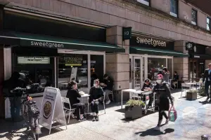 Sweetgreen Hisse Senedi, Yeni Restoranlar ve Yüksek Fiyatlarla Artan Satış Hızıyla Yükseliyor