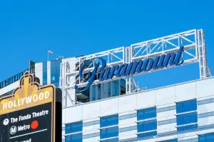 S&P 500: Gewinne und Verluste heute: Paramount steigt aufgrund von Berichten über Skydance-Deal