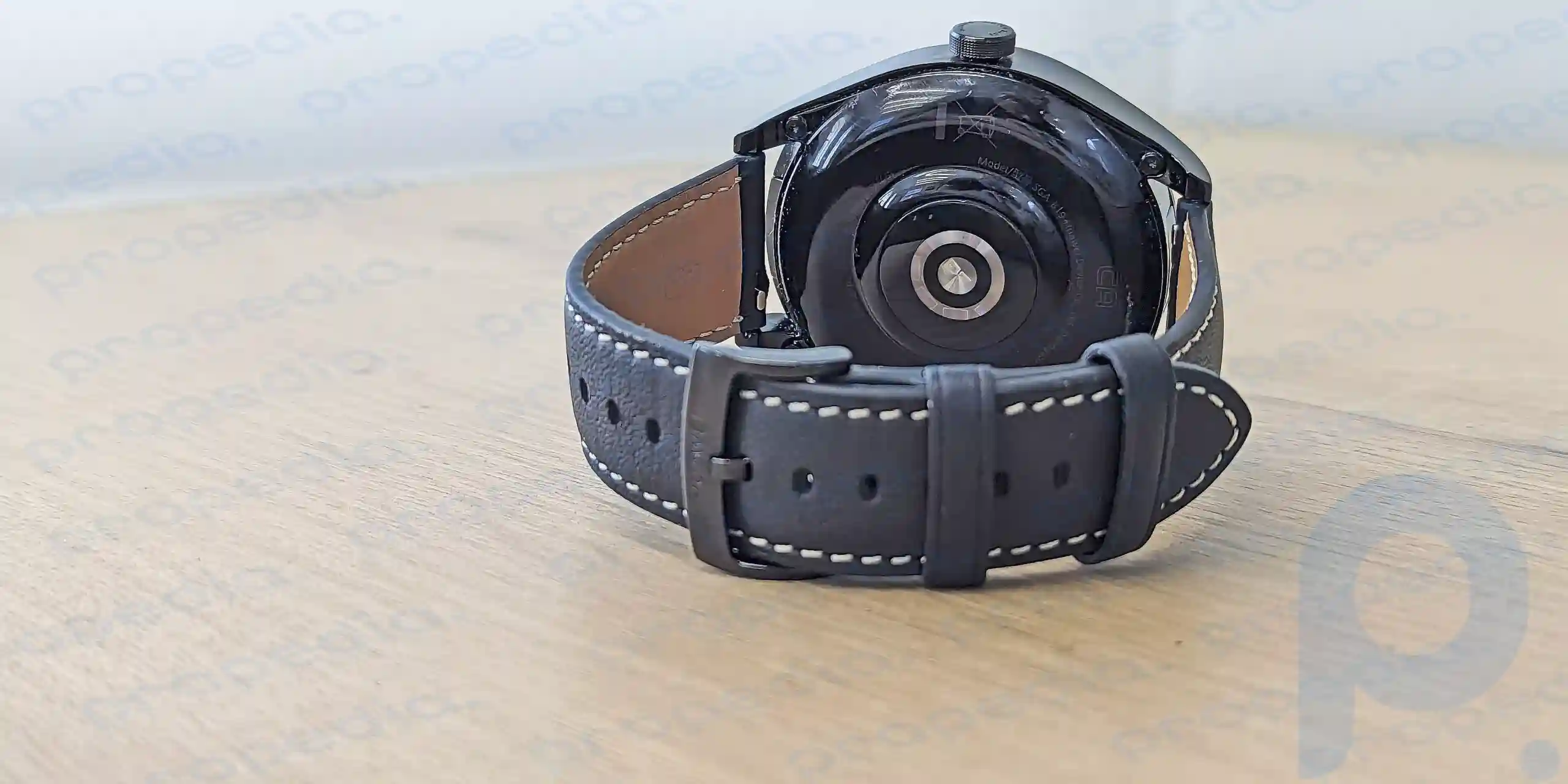 Huawei Watch Buds: watch strap