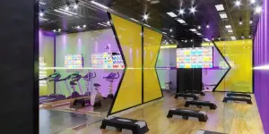 The X-Fit fitness club chain has launched the X-Fit Point format - automated mini-gyms without staff