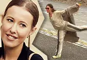 Sobchak escapes Moscow traffic jams using a helicopter