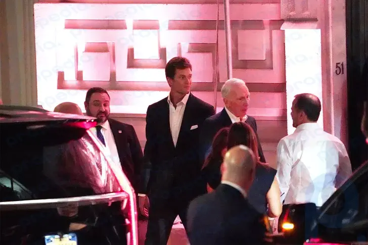 Tom Brady leaving Robert Kraft's wedding