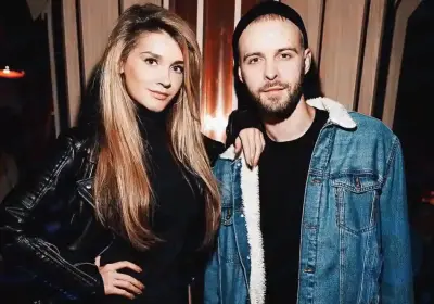 Produzent Barskikh äußerte sich zu Gerüchten, dass die ehemalige Solistin von „VIA Gra“ Misha Romanova mit Max‘ Kind schwanger sei