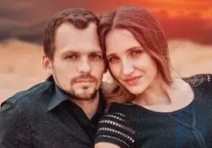 Daria Klyushnikova dijo que su marido, Alexey Yanin, que sufrió un derrame cerebral, vive con su madre:
