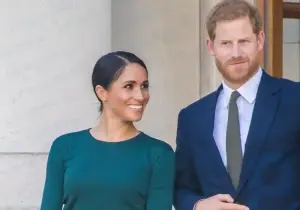 Royal biographer: Meghan Markle was afraid of “scaring off” Prince Harry by immediately agreeing to a date with him
