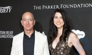 Hayırseverlik sevgisi ve en zengin eski sevgililer: Gates ve Bezos'un eski eşleri boşandıktan sonra servetlerini nasıl harcıyorlar