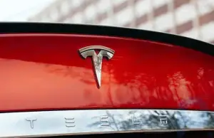 Musk: Ofrecer el Model 3 por 35:000 dólares ahora mataría a Tesla