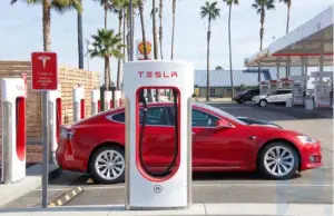 Los accionistas de Tesla quieren una renovación de la junta directiva y la eliminación de Musk