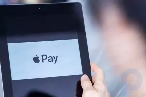 Apple (AAPL)、Apple Pay に関して EU の反トラスト訴訟に直面