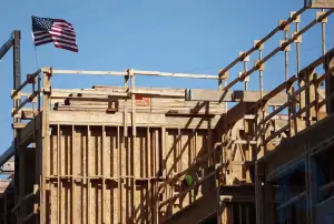 Dans un contexte de faible marché des stocks, les mises en chantier ont chuté en juin