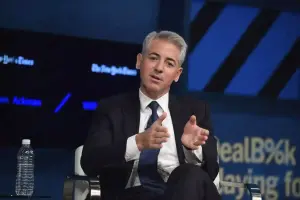 Pershing Square de Bill Ackman suit la ruée des hedge funds vers l'IA et réduit les jeux de consommation