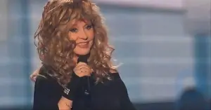 Pugacheva bereitet sich auf Firmenveranstaltungen in Russland vor: Die Honorare sind unerschwinglich