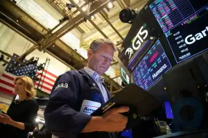 Markets News, 26 de octubre de 2024: Las acciones caen; S&P 500 en la cúspide de la corrección tras un sólido informe del PIB del tercer trimestre