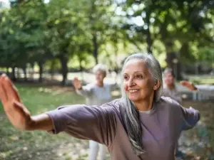 Tai Chi para la osteoporosis: ejercicios, beneficios, perspectivas