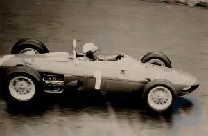 Phil Hill: American automobile racer
