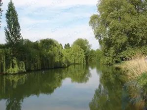Внутренняя река: река, Франция