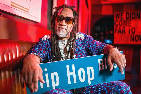 El pionero del hip-hop DJ Kool Herc (nombre profesional de Clive Campbell).  DJ Kool Herc asiste a la cena de premios 360 Icons de The Source Magazine en el Red Rooster el 16 de agosto de 2019 en Harlem, Nueva York.