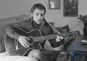 Vladimir Vysotsky: Soviet actor, singer, and author