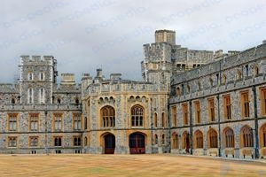 Patio interior de los apartamentos privados en el Castillo de Windsor, Berkshire, Inglaterra.