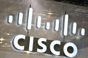 Акции Cisco падают, поскольку прогноз не соответствует оценкам после отката заказов