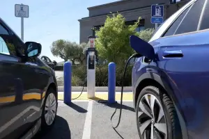 Menos vehículos eléctricos calificarían para créditos fiscales según las nuevas reglas del Departamento del Tesoro