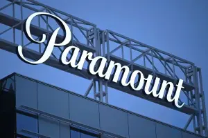 Акции Paramount и Apple выросли после сообщения о переговорах по объединению потоковых сервисов