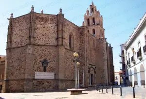 Альмендралехо: город, Испания