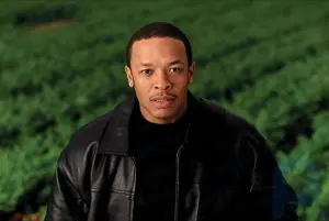 Dr: Dre: American rapper, hip-hop producer, and entrepreneur