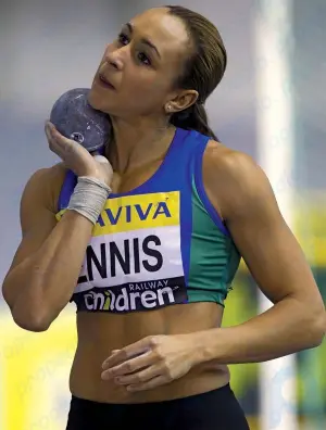 ジェシカ・エニス＝ヒル。イギリスのスポーツ選手