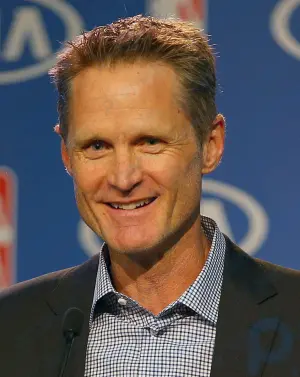 Steve Kerr: Jugador y entrenador de baloncesto estadounidense: