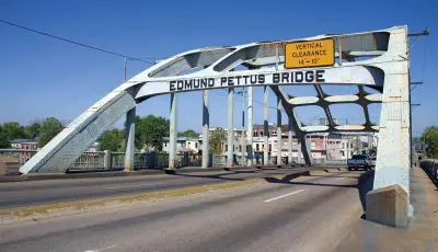 Мост Эдмунда Петтуса: мост, Сельма, Алабама, США