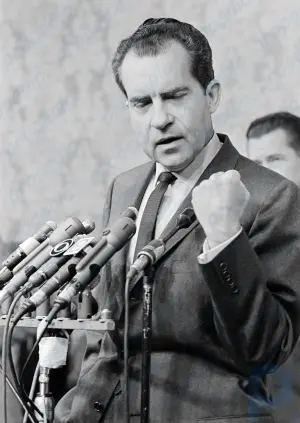 «Последняя» пресс-конференция Ричарда Никсона: пресс-конференция, 1962 г: