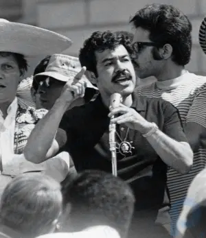 Rodolfo González: Boxeador, escritor y activista de derechos civiles mexicoamericano