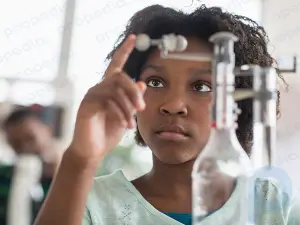 学校が黒人生徒の STEM 学習を改善できる 3 つの方法
