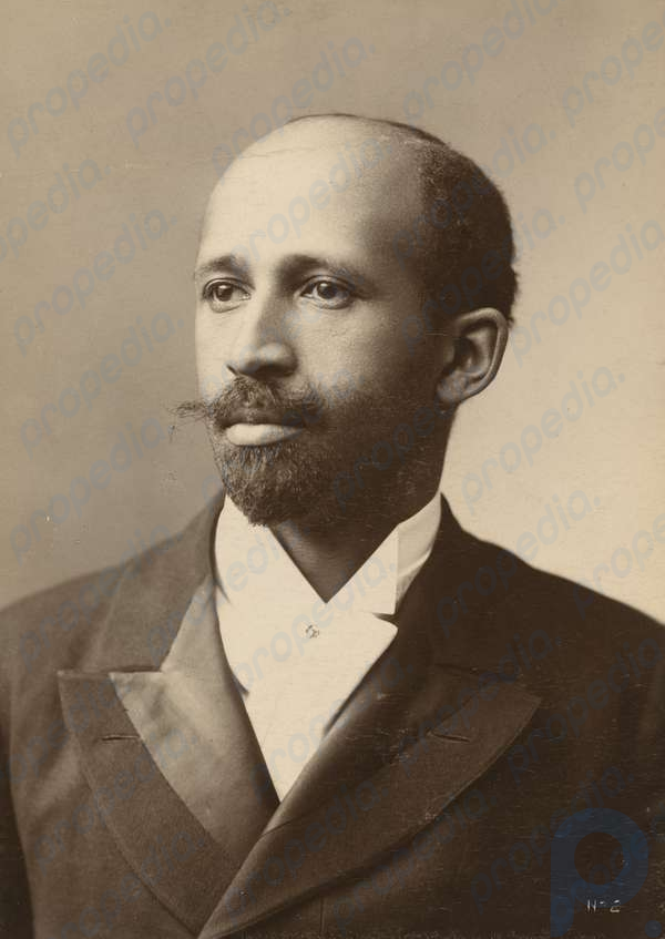 Retrato de WEB Du Bois, 1907 (William Edward Burghardt Du Bois, 23 de febrero de 1868 - 27 de agosto de 1963).  James E. Purdy, un fotógrafo de Boston, posiblemente de una sesión mientras Du Bois estaba en Boston para la tercera reunión anual del Movimiento Niágara.