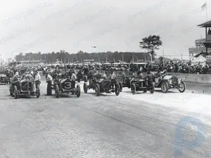 第 1 回インディ 500: 1911 年の華々しいスタート