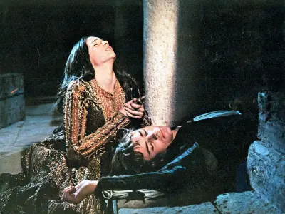 ¿ Cuáles son algunos ejemplos notables de adaptaciones cinematográficas de Romeo y Julieta ?