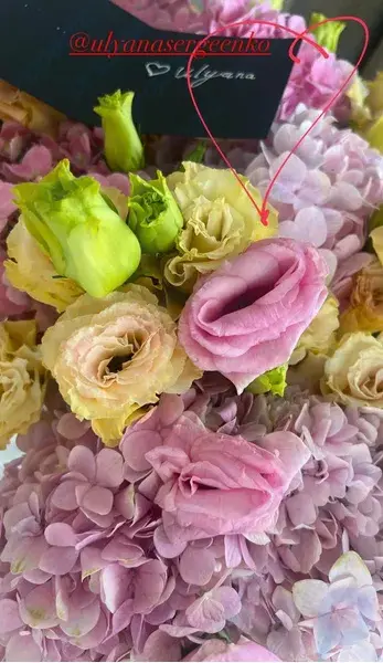 Ramos de flores y reconciliación con Zemfira*: Renata Litvinova celebró su 57 cumpleaños
