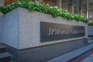 El cuarto trimestre de JP Morgan se ve afectado por la evaluación especial de la FDIC, pero los ingresos netos por intereses superan las expectativas