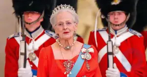 Margaret II 52 yillik hukmronlikdan so'ng taxtdan voz kechish to'g'risidagi hujjatlarni imzoladi - Daniyada yangi qirol paydo bo'ldi