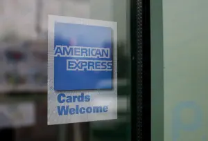 Las acciones de American Express alcanzan un récord con una sólida orientación para 2024