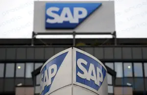 SAP aktsiyalari sun'iy intellekt asosidagi qayta tashkil etish va daromadlar bo'yicha rekord darajaga yetdi