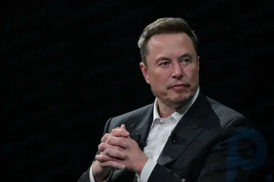 Tesla-Aktie schwankt, nachdem Elon Musk sagt, er wolle 25 % Kontrolle, bevor er die KI vorantreibt