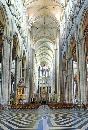 Amiens Katedrali: nef