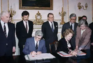 İngiliz-İrlanda Anlaşması: Birleşik Krallık-İrlanda [1985]