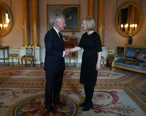 Charles III ve Başbakan Liz Truss