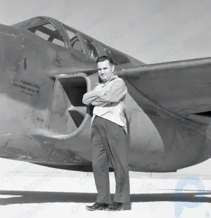 ローレンス・デール・ベル。アメリカの航空機デザイナー