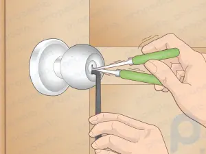 Cómo abrir cerraduras en pomos de puertas: tipos de pomos y tutoriales para abrir cerraduras